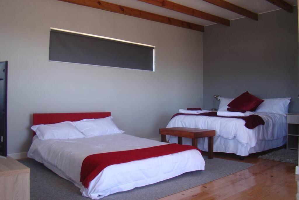 Suite Ruby Tuesday - Capri Crawley Kültér fotó